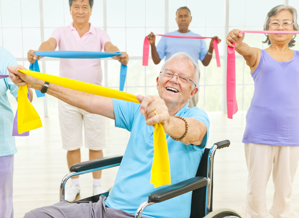 Les seniors font de l’exercice pour maintenir une meilleure santé osseuse